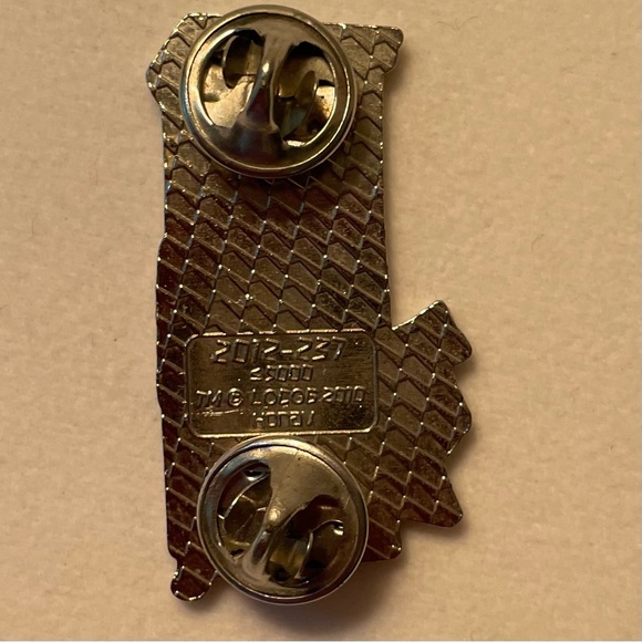 ⭐️FWP Olympic Commemorative Pin -London 2012 - Royal Guard —see FWP offer below - Picture 2 of 6